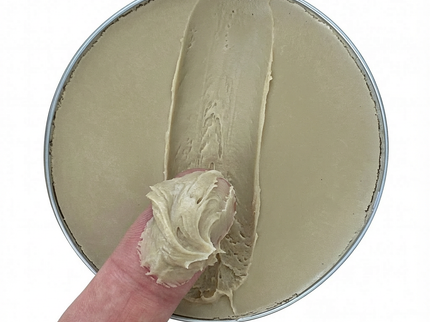 Matt Clay Pomade • Medium Hold • Matte Finish • Oil-Based • 100ml